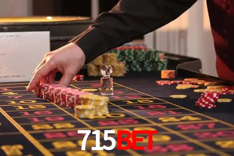 A Experiência Imersiva dos Cassinos Ao Vivo no 715Bet